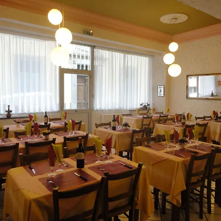 Hotel-restaurant Le Saint Christophe Hotel 2*