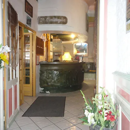 Hotel-restaurant Le Saint Christophe 2*
